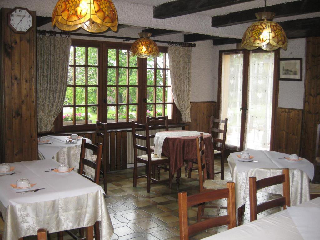 Hotel Les Pavillons Du Golf Évian-les-Bains Buitenkant foto